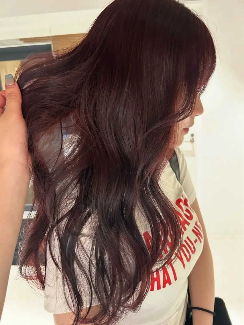 ロング ヘアカラー 中村 果乃のヘアスタイル