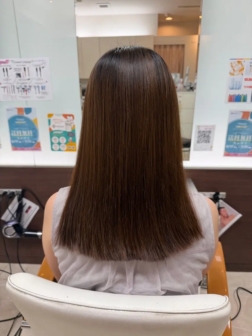 ロング moe 美髪矯正 ストレートのヘアスタイル