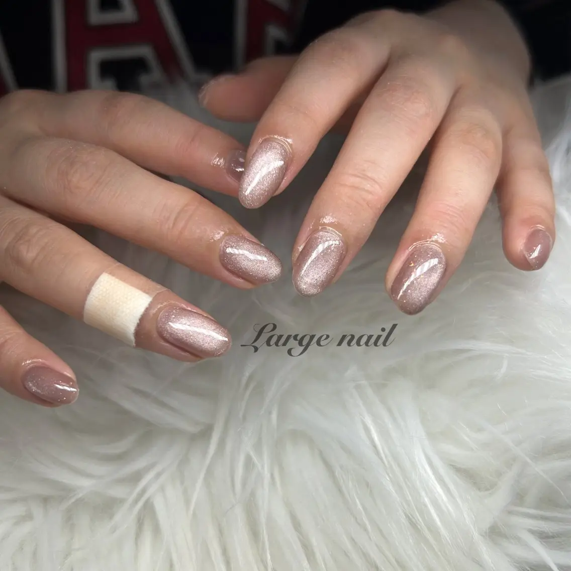 ショート ハンドネイル Large Nailのネイルデザイン