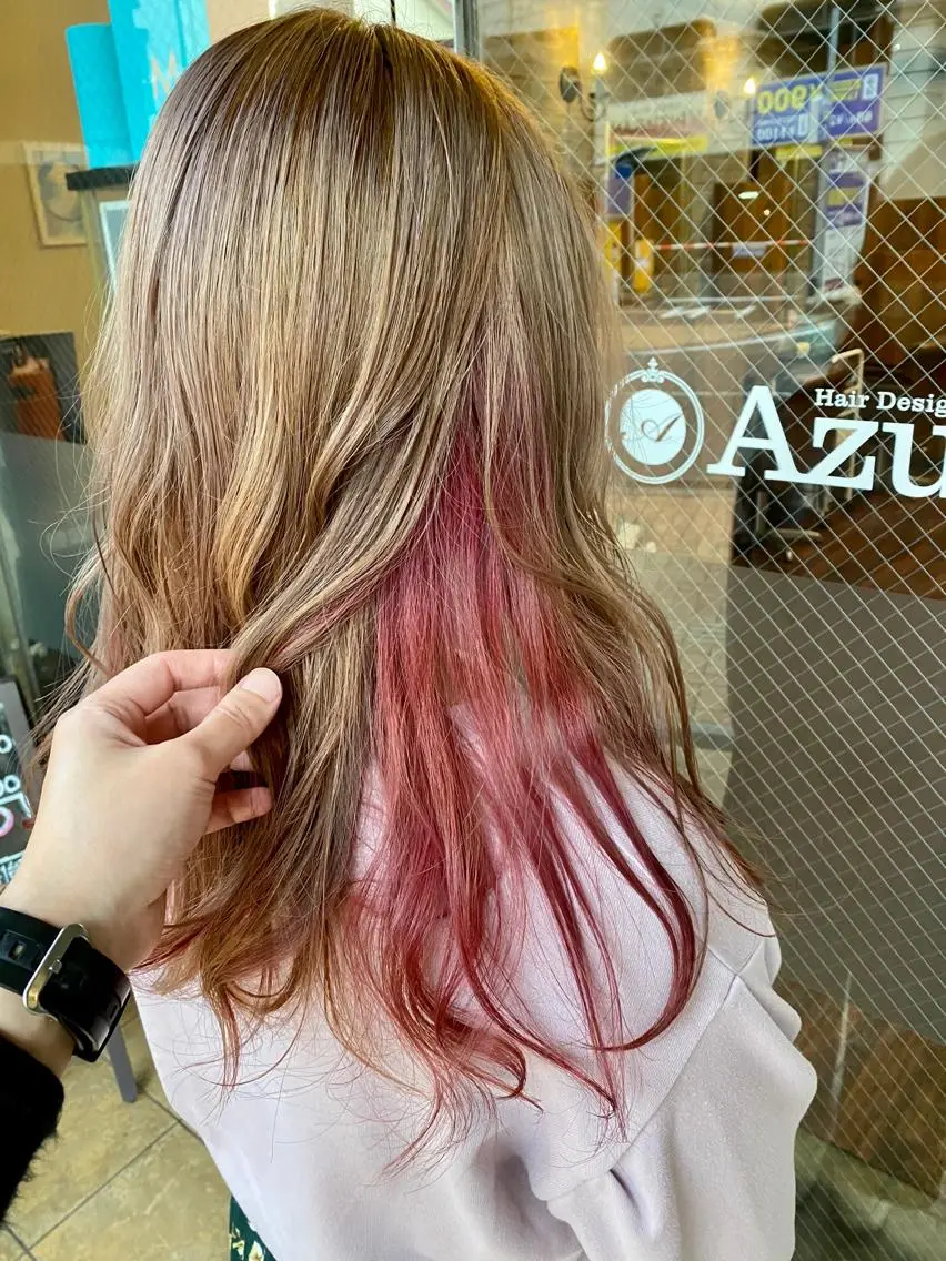 【ブリーチダメージ95%軽減】透明感インナーカラー+トリートメントの写真