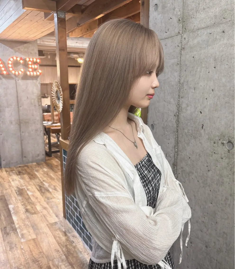ロング カラー カット ヘアカラー 🧡カラー特化💜 鈴木凱人🤍のヘアスタイル