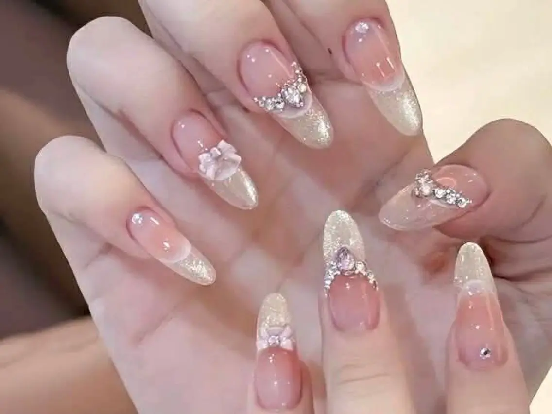ネイル ハンドネイル hue nail1のネイルデザイン