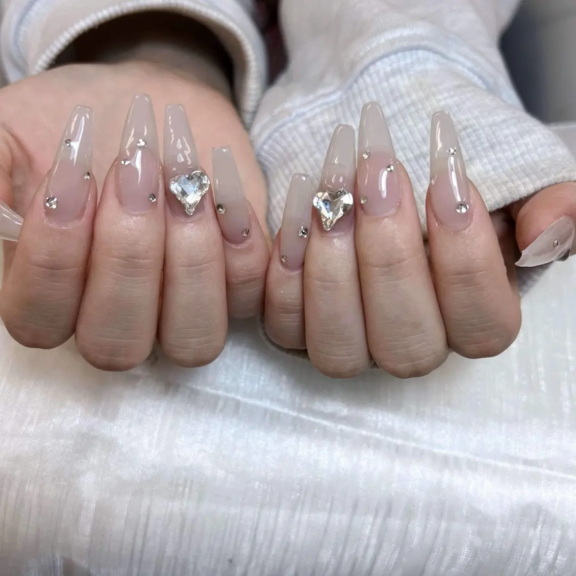 ネイル ハンドネイル ハンドケア Anh Nail 歌舞伎町のネイルデザイン