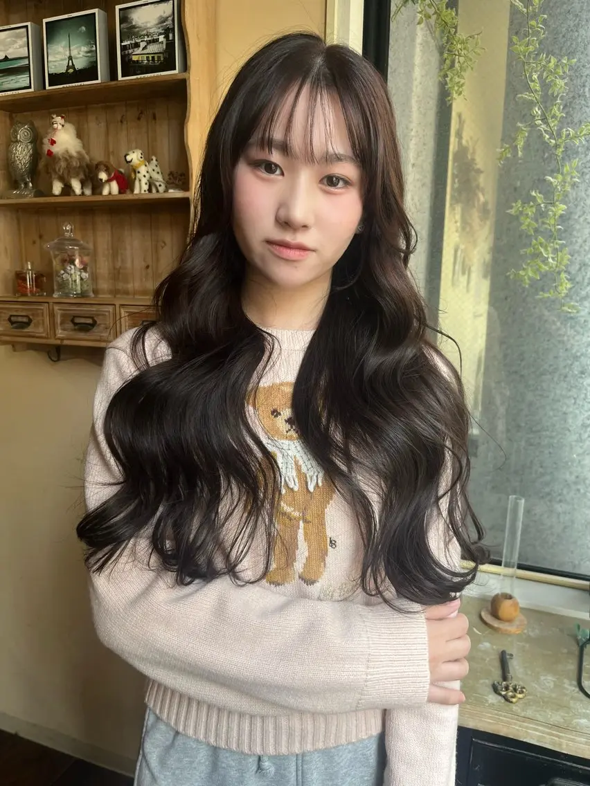 ロング カラー ベージュカラー ピンクカラー ピンクベージュ ヘアカラー taikiナチュラル /透明感カラーのヘアスタイル