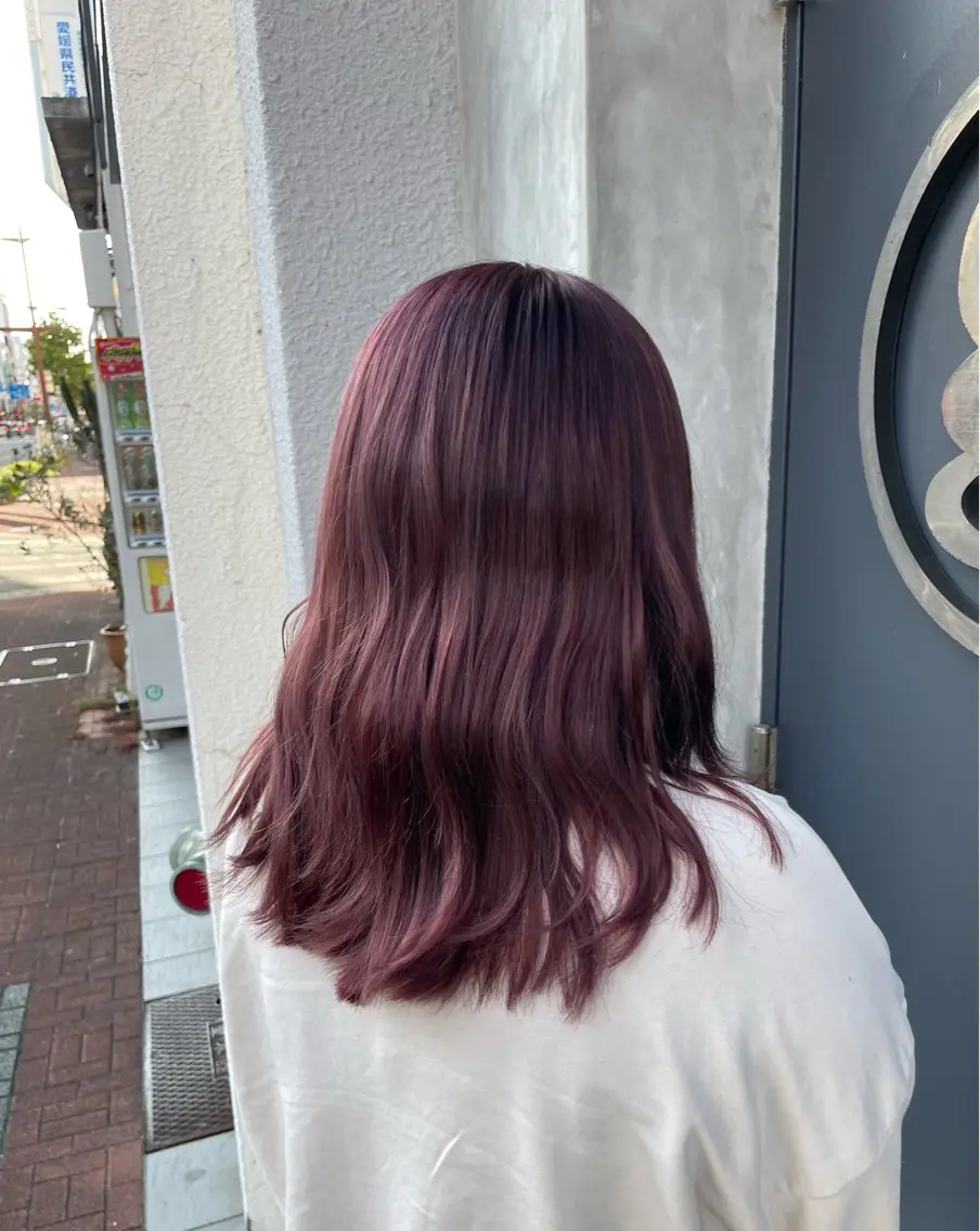 ミディアム カラー ブラウンカラー ピンクカラー ピンクブラウン 愛華 【geep】のヘアスタイル