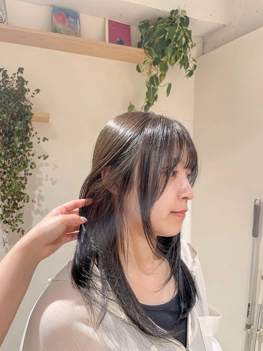 セミロング ヘアカラー cut/nail ▫️イチカ🌻のネイルデザイン