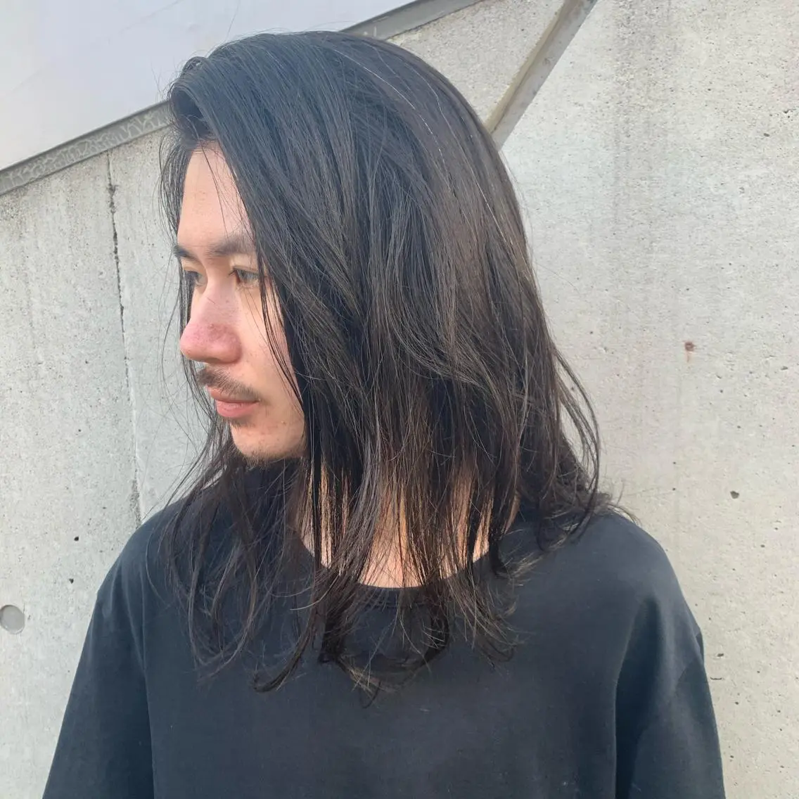 ロング メンズ ロング カット ウルフ、レイヤー 、メンズカットSHOのヘアスタイル