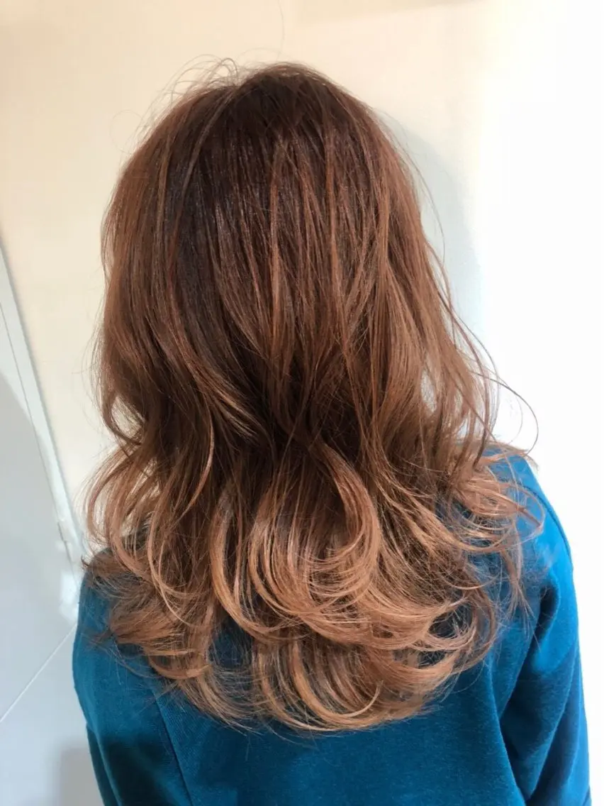 セミロング カラー ヘアカラー 🌈髪質改善🌈 過去の1艶サラ体験✨のヘアスタイル