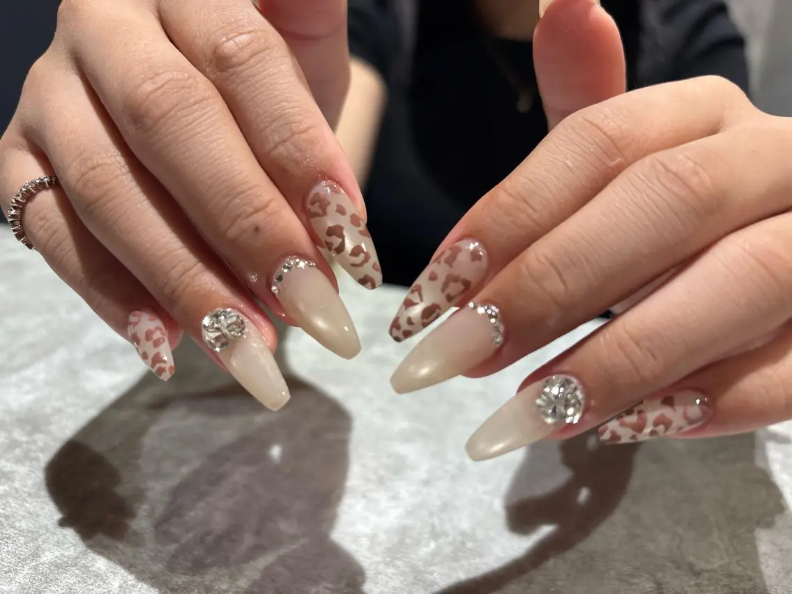 ネイル ハンドネイル Nail Ann safuのネイルデザイン