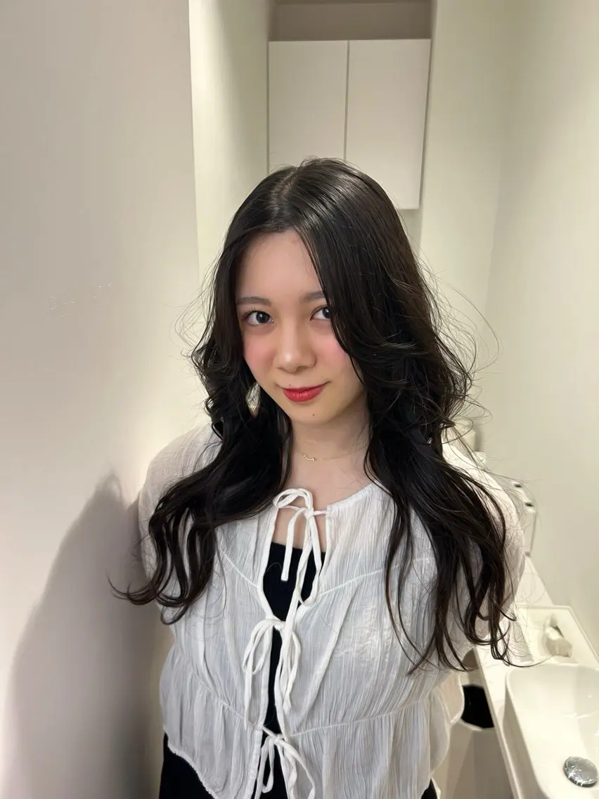 ロング 韓国風ヘア 透明感color ˚✧₊amuのヘアスタイル
