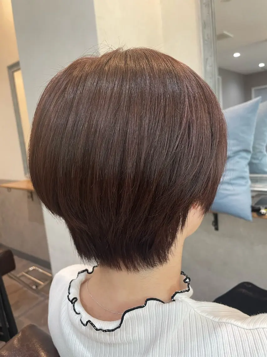 ショート ピンクブラウン 近澤 佑香のヘアスタイル