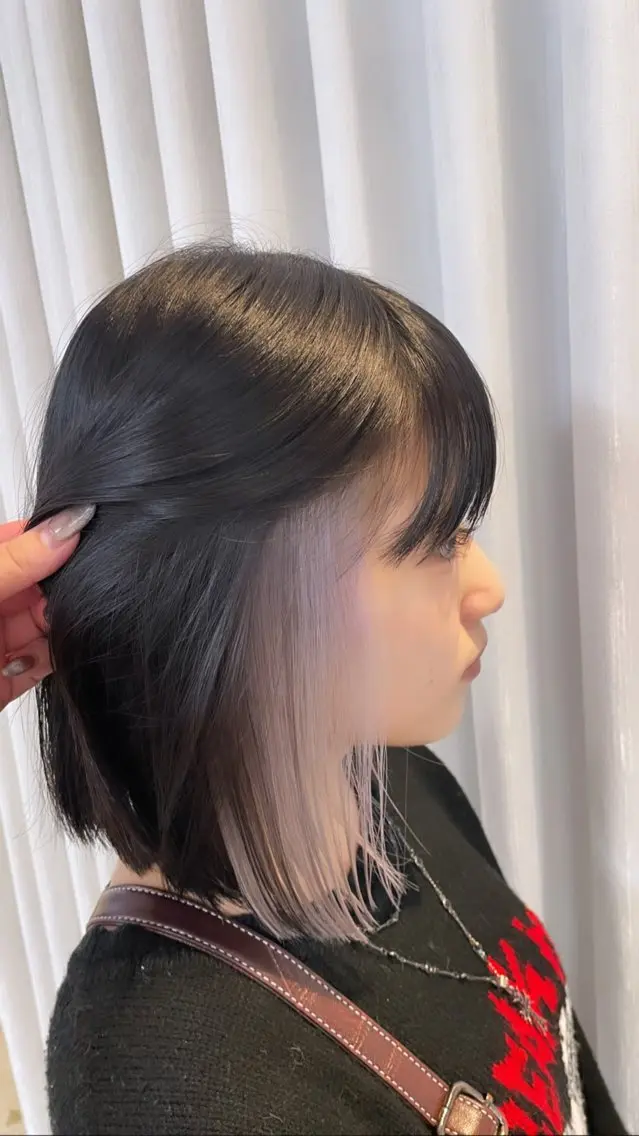カラー Mii. 内田萌々のヘアスタイル