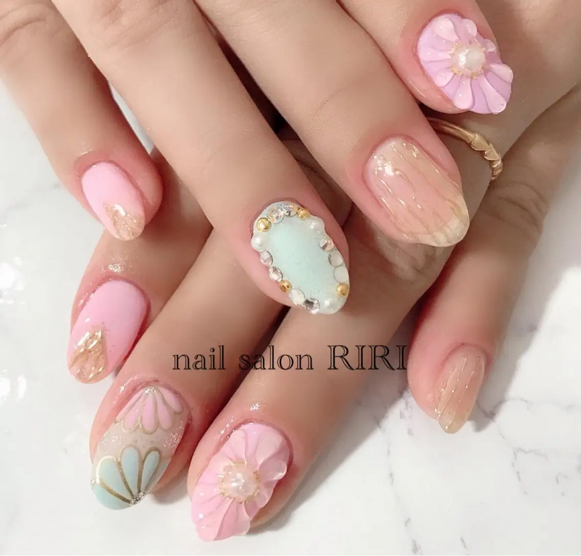 ネイル フラワーネイル RIRI リリのネイルデザイン