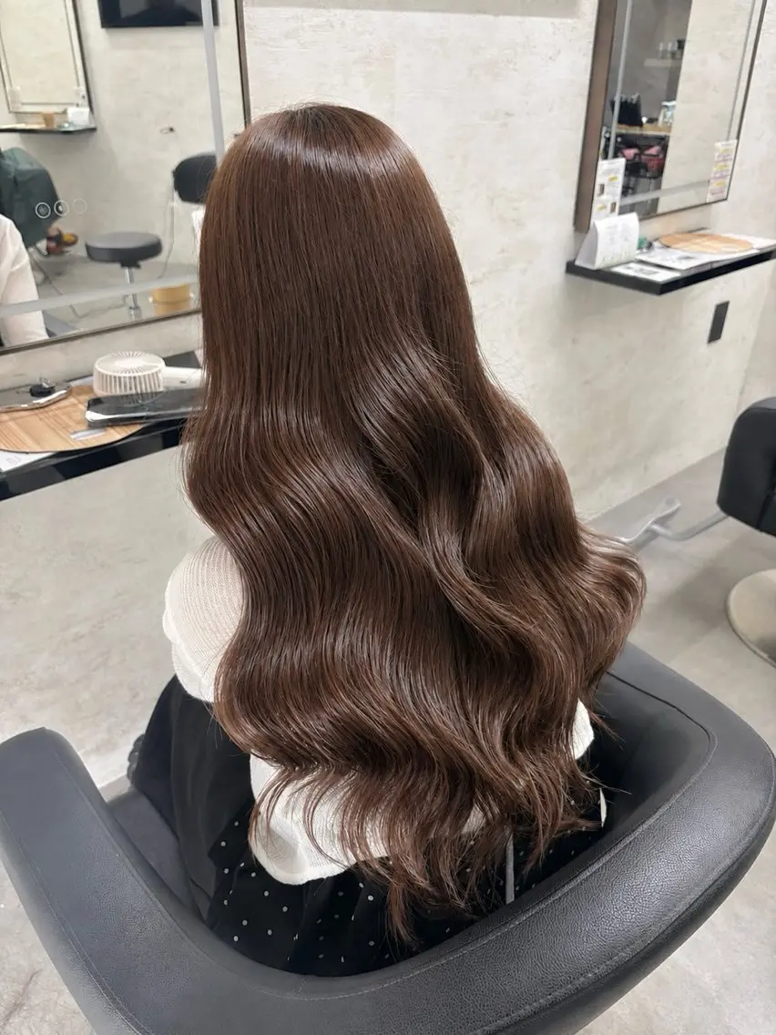 ロング シールエクステ エクステ エクステ 天神最安値エクステ カラーレイヤーカットのヘアスタイル