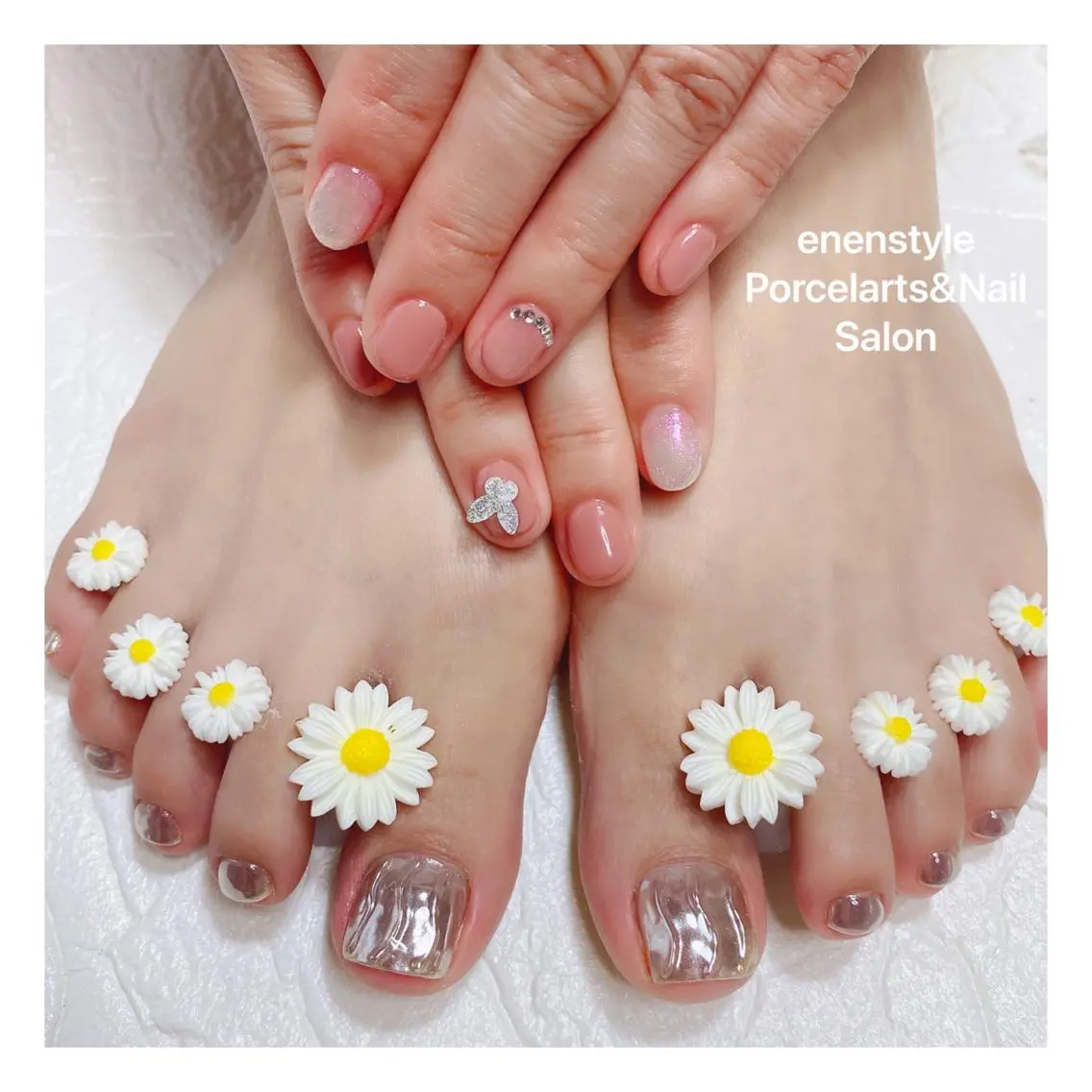 ミディアム ネイル 🐾enen style 🐾のネイルデザイン