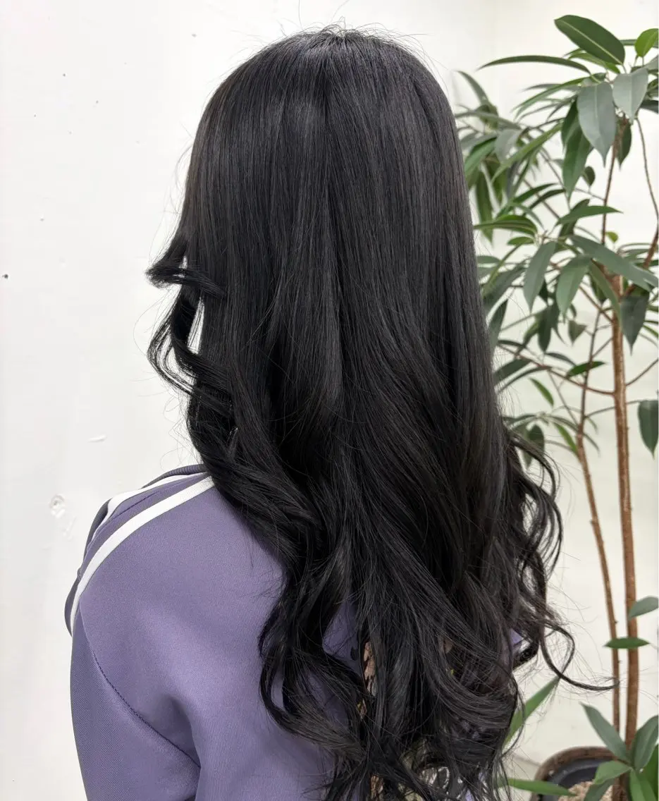 カラー ブルーカラー 学生 ヘアカラー 野内 柚那のヘアスタイル