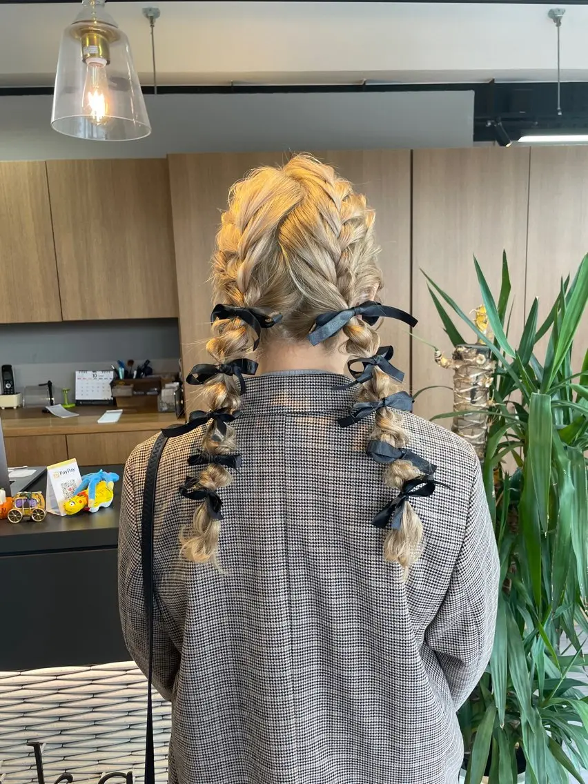 ロング ヘアアレンジ マキノ キョウカのヘアスタイル