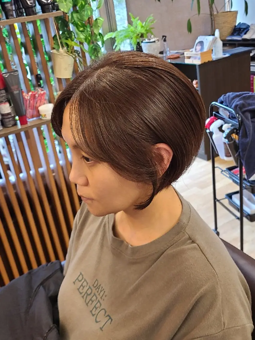 ショート 学生 シ マのヘアスタイル