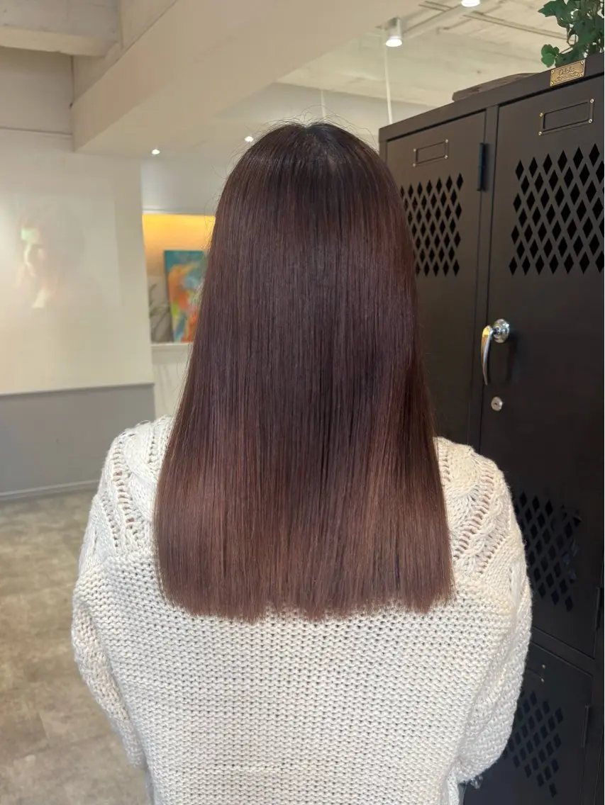 セミロング トリートメント siki yuikaのヘアスタイル