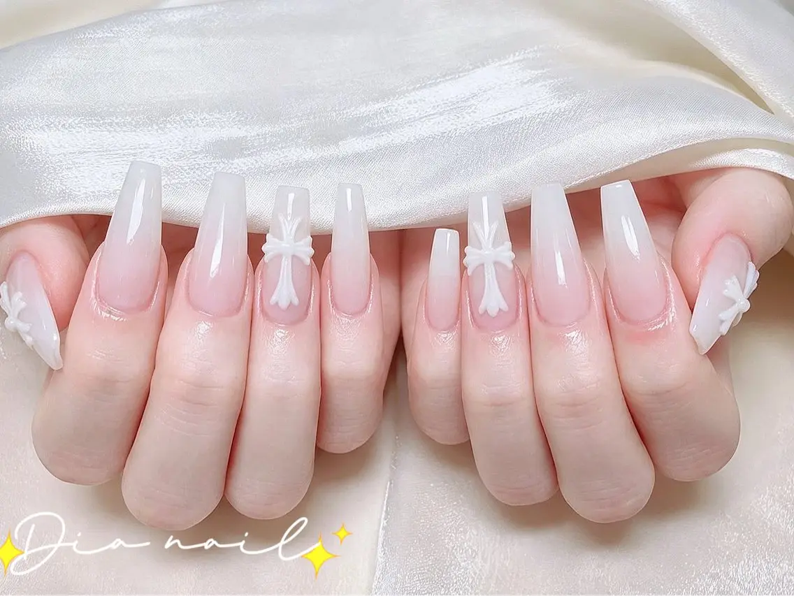 ネイル フットネイル 韓国ネイル レース マグネットネイル ニュアンスネイル ハンドネイル Dia nail サロンのネイルデザイン