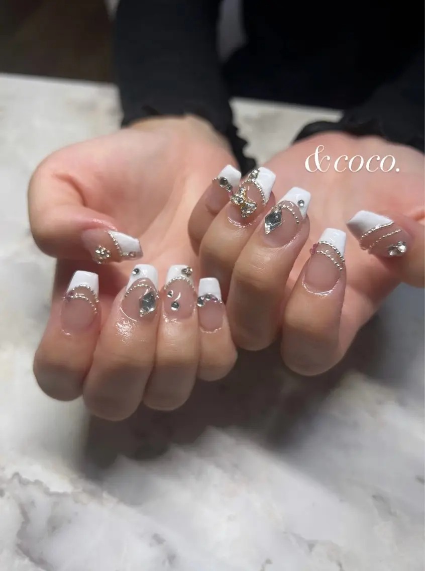 ネイル アートネイル 長さ出し フレンチネイル 持ち込み ハンドネイル & coco.のネイルデザイン