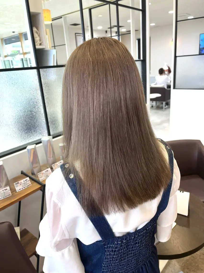 カラー ブリーチ 透明感カラー Misaki/ レイヤー/ウルフのヘアスタイル