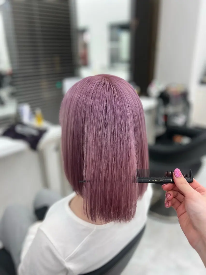 ショート カラー 💖似合わせカラー ブリーチ💖レイヤーのヘアスタイル