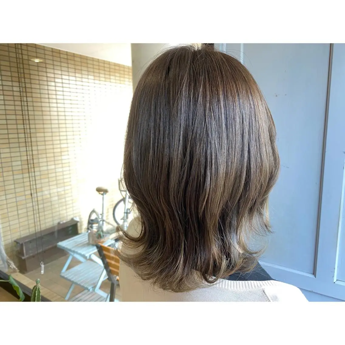 セミロング カラー ベージュカラー ヘアカラー トリートメント ツキダテ ユイのヘアスタイル