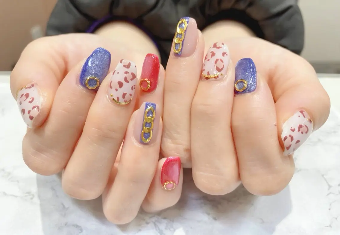 ネイル アニマル柄 マグネットネイル ハンドネイル ネイルサロン nail_upのネイルデザイン