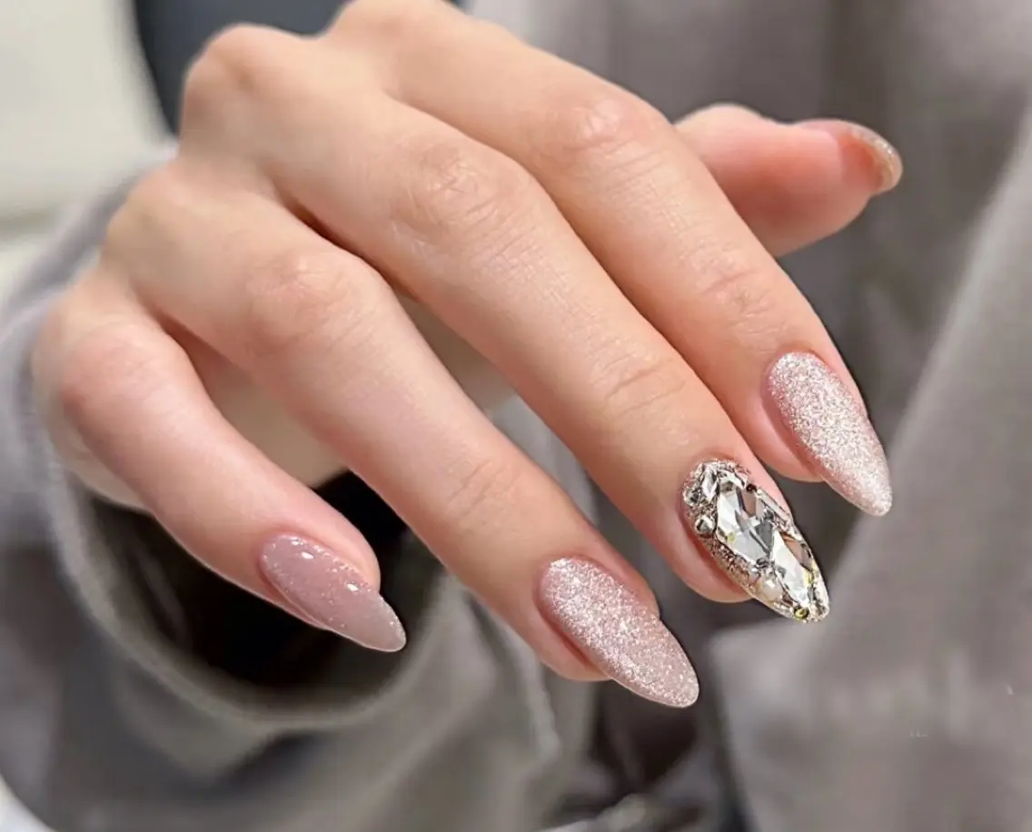ネイル 美瑛 BiEiのネイルデザイン
