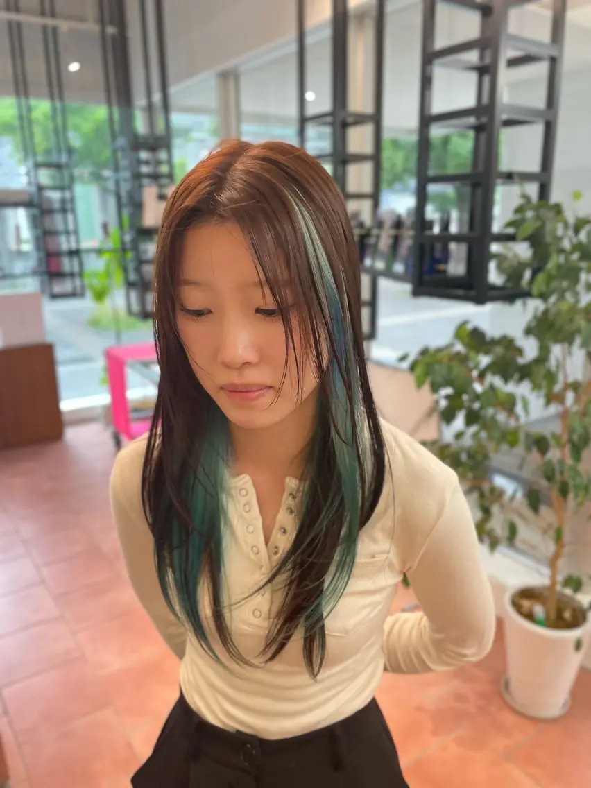 セミロング カラー カット ヘアカラー ⭐️韓国ブリーチ 顔周りカット⭐️のヘアスタイル
