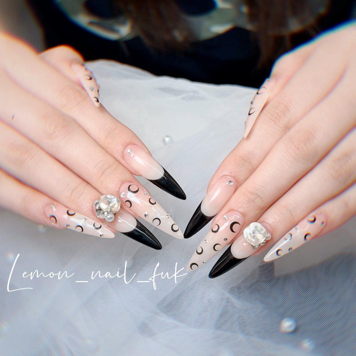 ネイル LEMON NAIL FUK(博多駅前)のネイルデザイン
