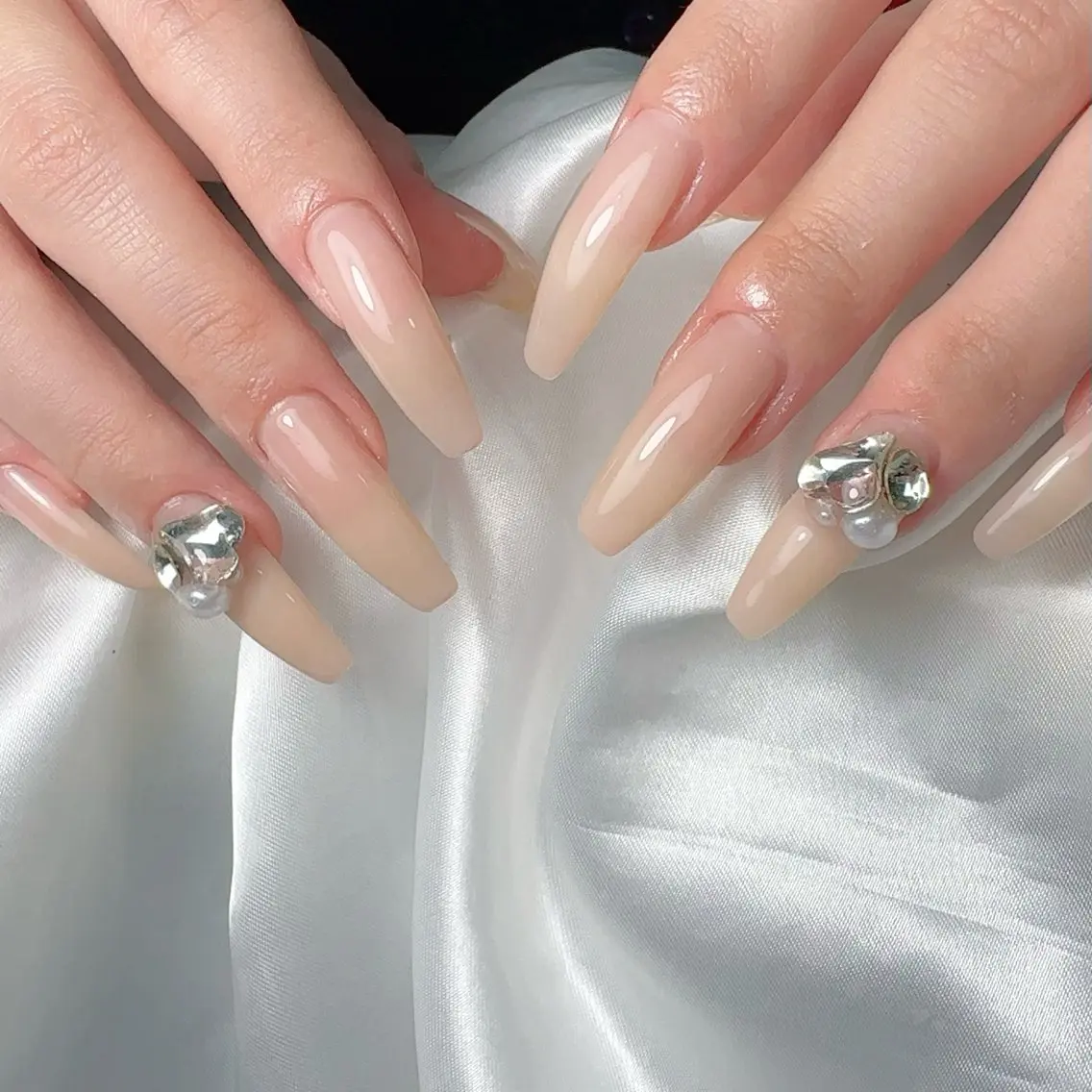 ロング フットネイル Nailstudio No8のネイルデザイン