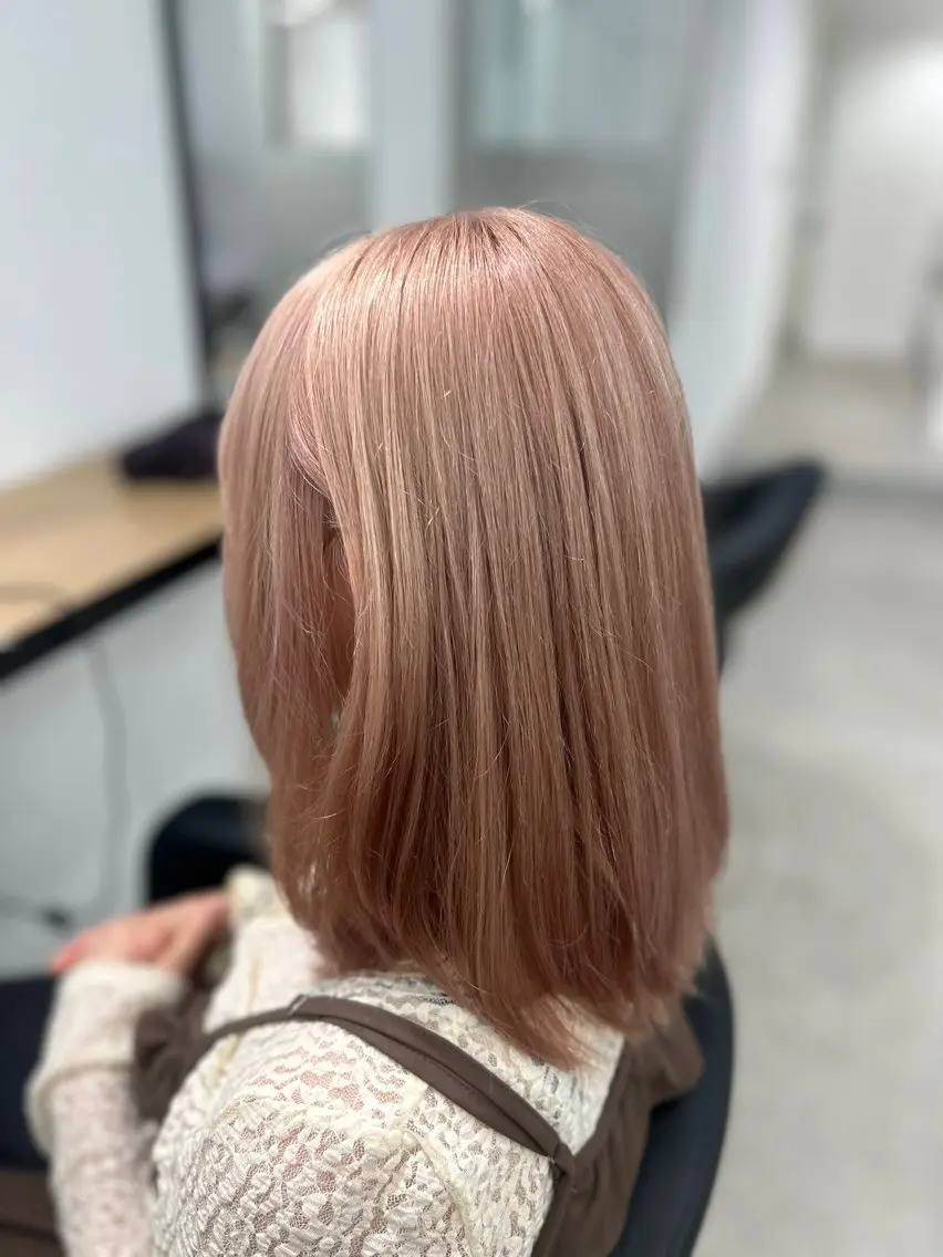 ロング カラー ヘアカラー トリートメント ヘッドスパ ヘアセット YUKA🤍ベージュ /ミルクティーのヘアスタイル