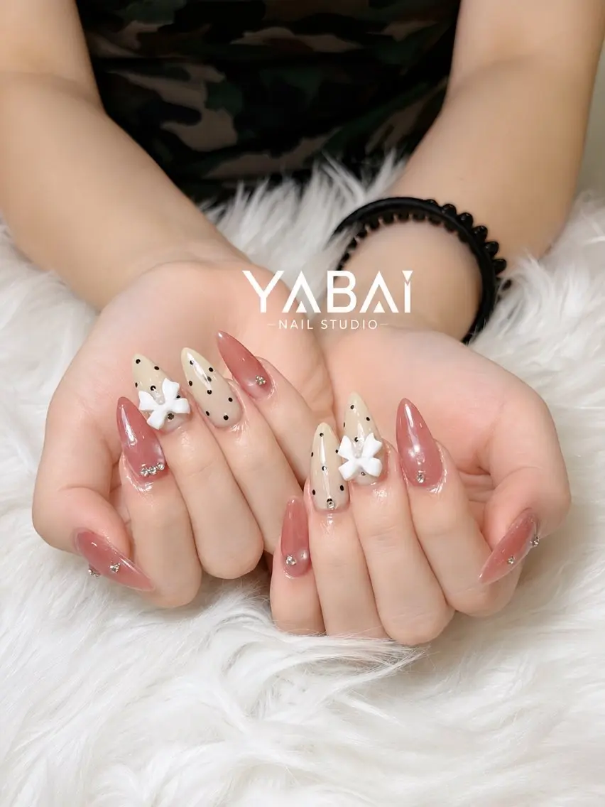 ネイル ドット フラワーネイル ガーリー ロングネイル ピンク YABAI NailStudioのネイルデザイン