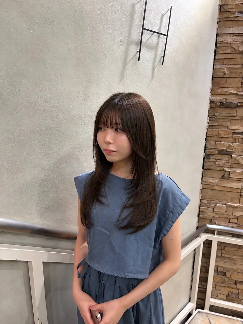 ロング ロングレイヤー くびれヘア レイヤーカット ロング カット ヘアカラー 髪質改善カラー/ モトタニのヘアスタイル