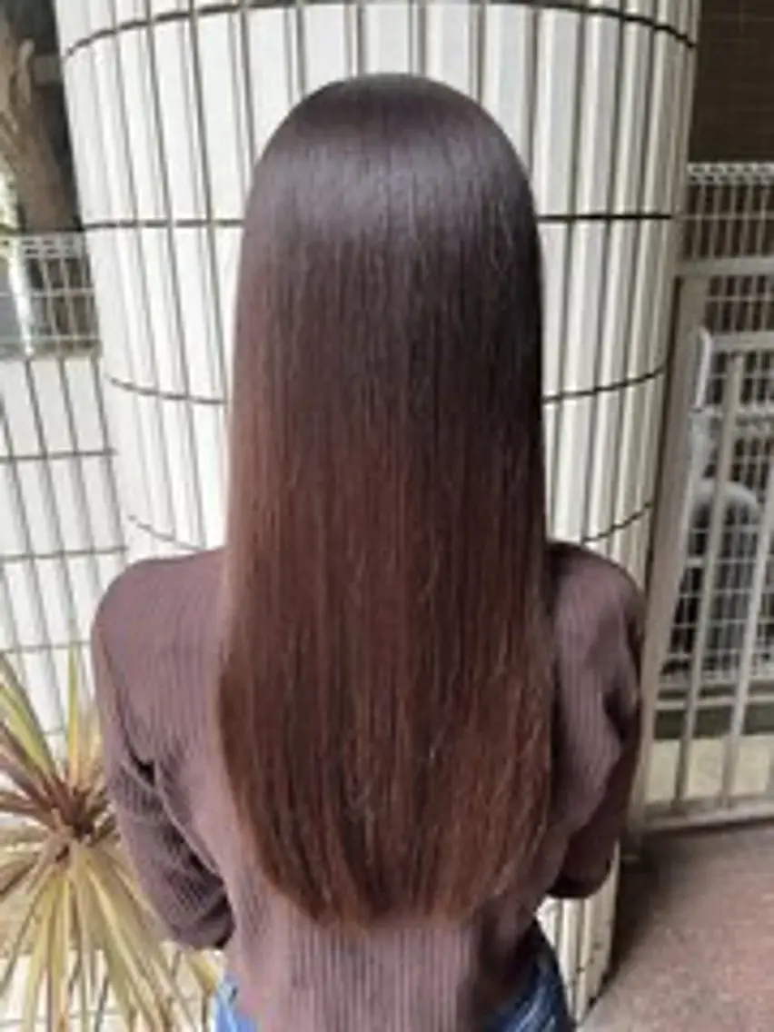 ロング カラー ヘアカラー トリートメント 艶カラー/縮毛矯正 まなとのヘアスタイル