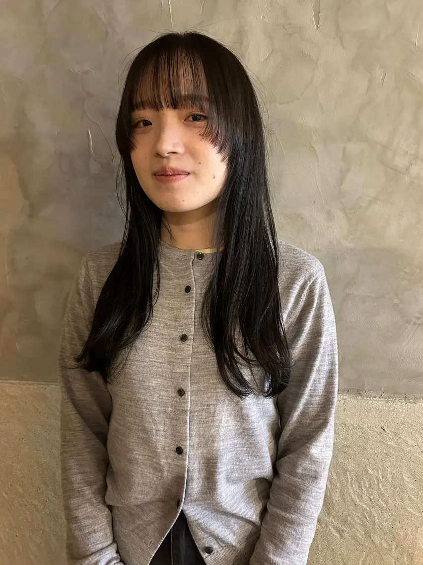 ロング カラー 顔まわりレイヤー レイヤーカット カット ヘアカラー トリートメント ayane⭐️ボブ・ ショート・パーマのヘアスタイル