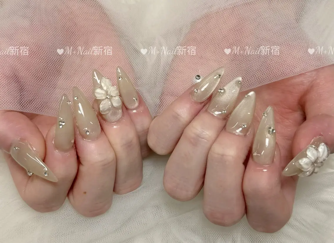 ロング ハンドネイル M+Nail 新宿のネイルデザイン
