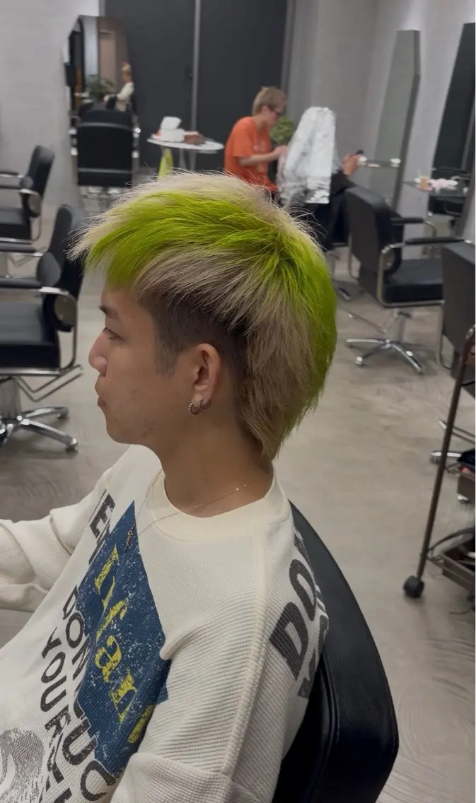 カラー カット ヘアカラー トリートメント 💖ブリーチ縮毛矯正 髪質改善💖ケンシンのヘアスタイル