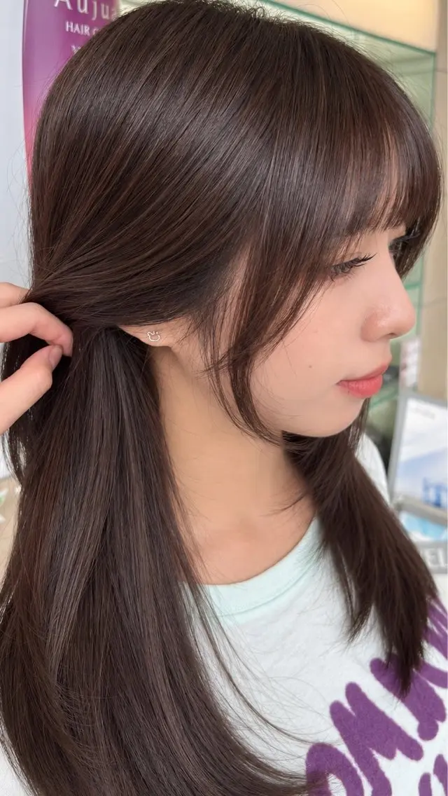 ロング 顔周りカット レイヤーカット カット ✨🦄韓国風レイヤ ー🦄✨林あかりのマツエク・マツパデザイン