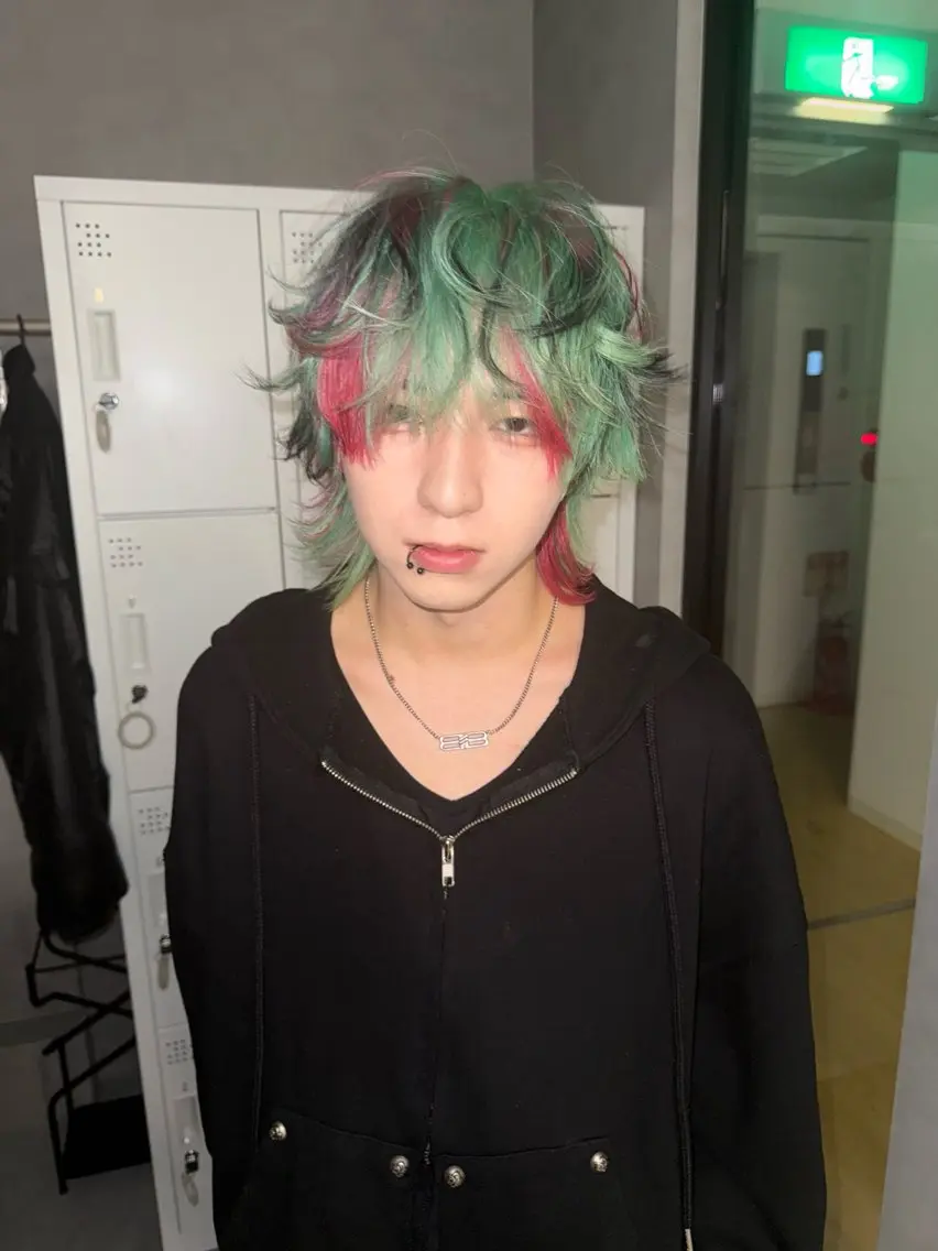 ショート カラー メンズ ヘアカラー 複雑履歴修正/梅田 デザインカラー/しんのヘアスタイル