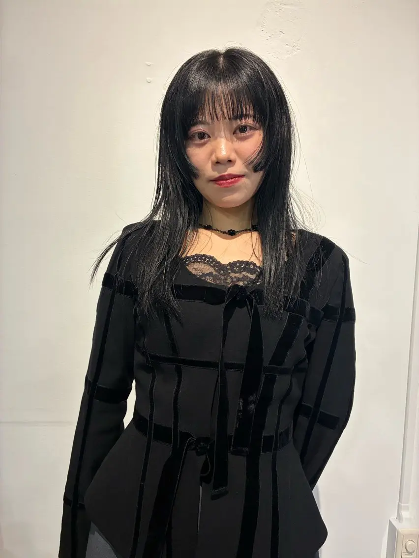セミロング カット 村瀬 晴飛のヘアスタイル