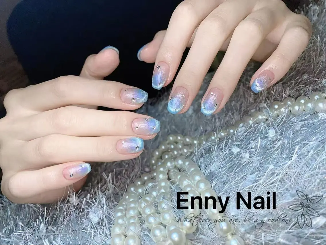 ネイル チークネイル フットネイル フレンチネイル ジェルネイル ガラスフレンチ Nailsalon Ennyのネイルデザイン