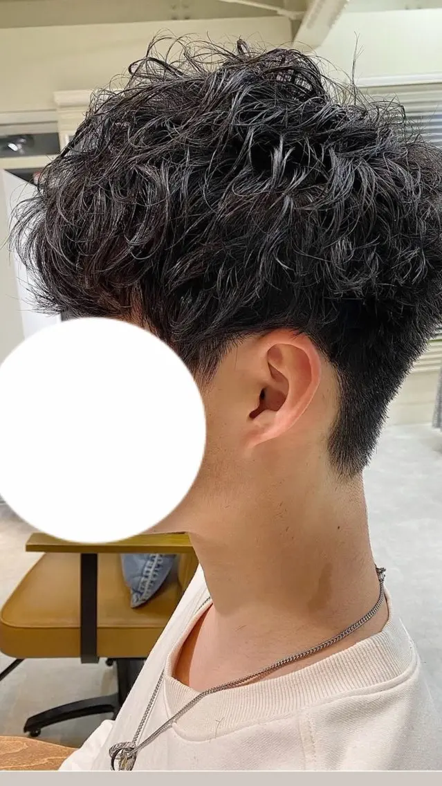 メンズ カット パーマ 黒崎 大地のヘアスタイル