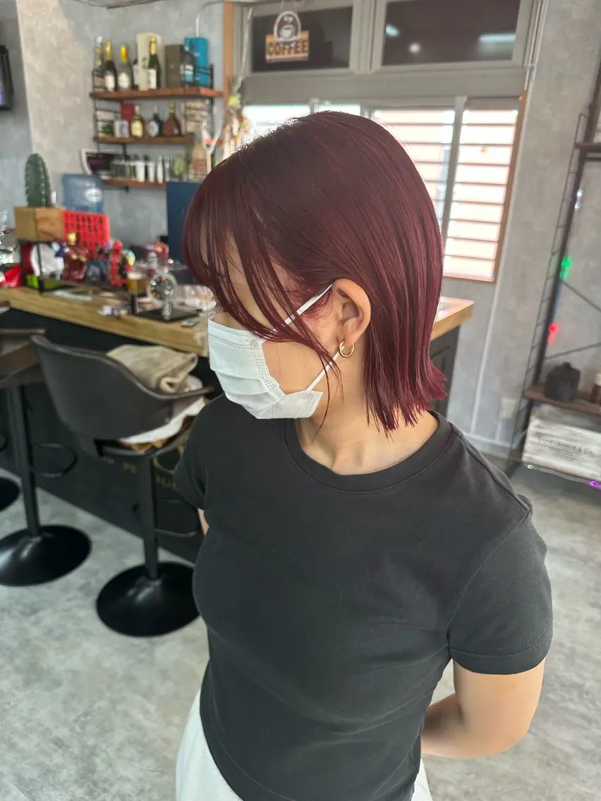 ショート 切りっぱなしボブ ショートボブ ハンサムショート 丸みショート ボブ カット ヘアカラー トリートメント モテ髪/ボブ/ショー ト/アダチフウトのヘアスタイル