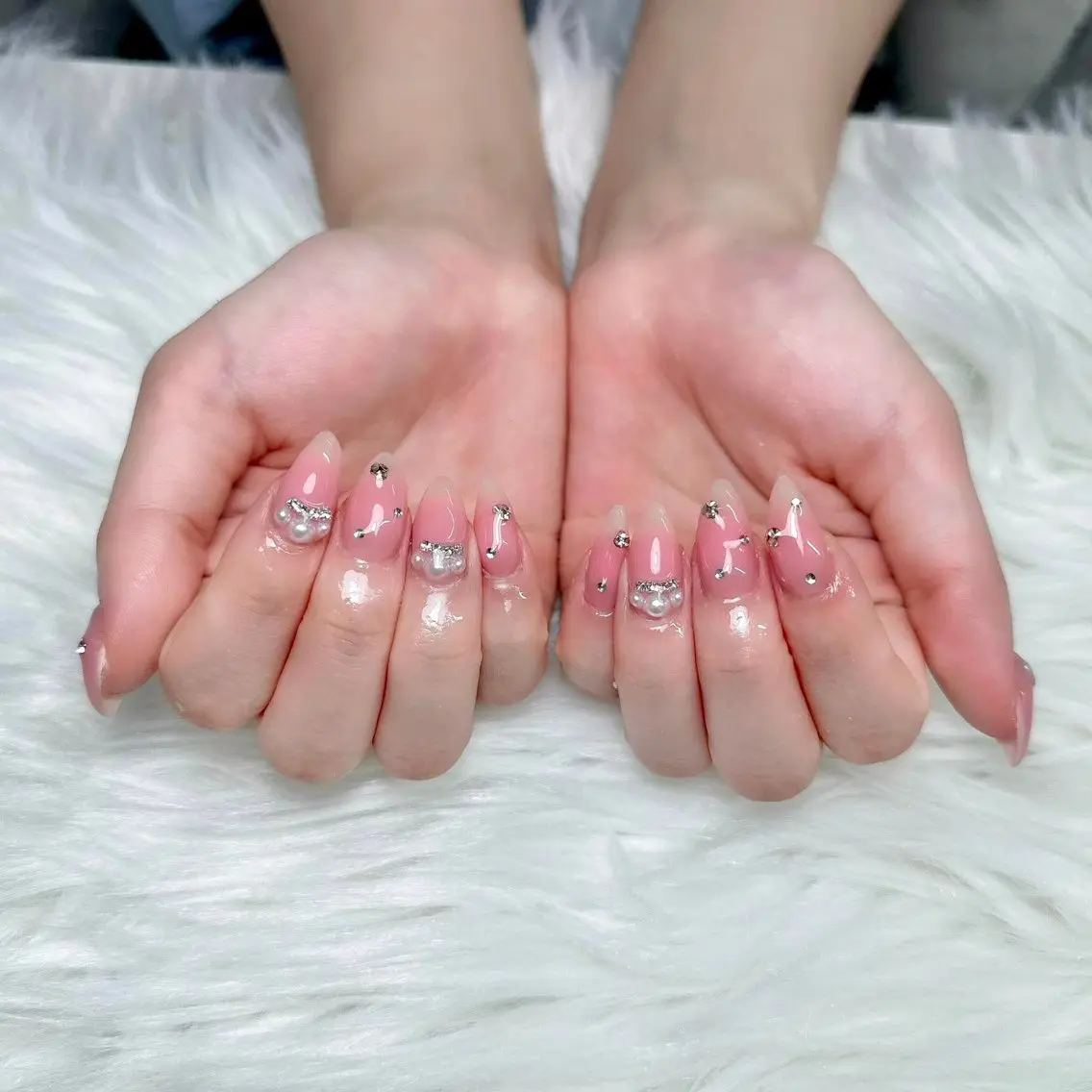 ネイル キラキラネイル 韓国ネイル マグネットネイル 持ち込み ネイルチップ ハンドネイル Chiee Bling.Nailのネイルデザイン
