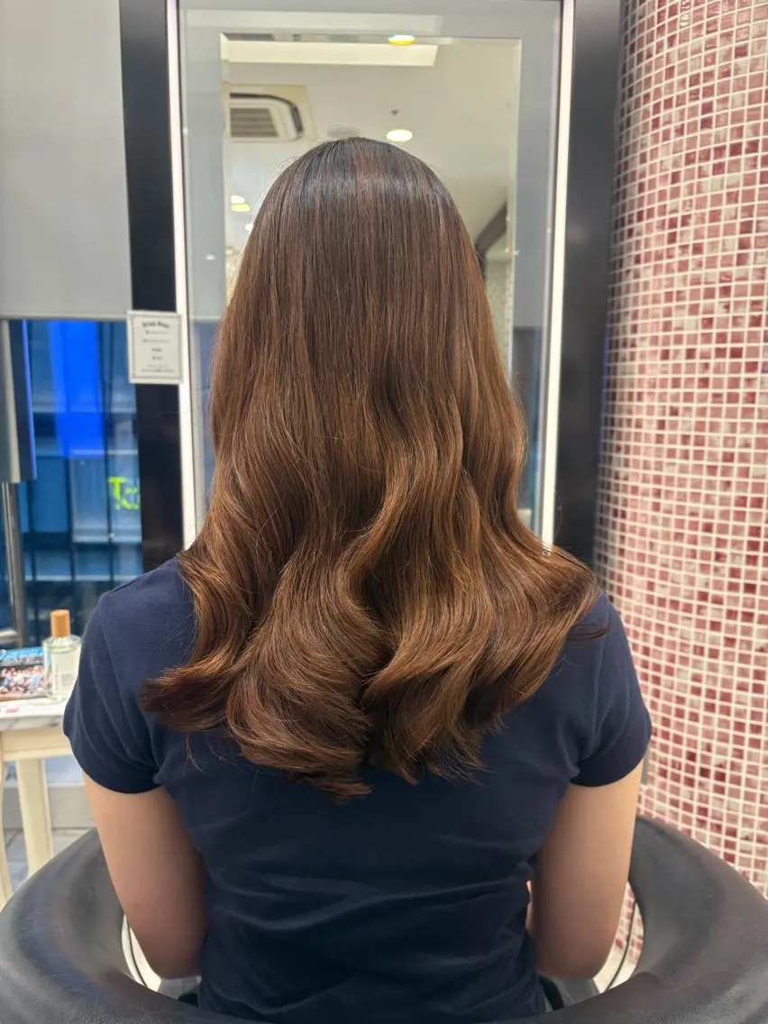 セミロング パーマ トリートメント 韓国っぽ水光肌カラー マンツーマン🫧なおのヘアスタイル