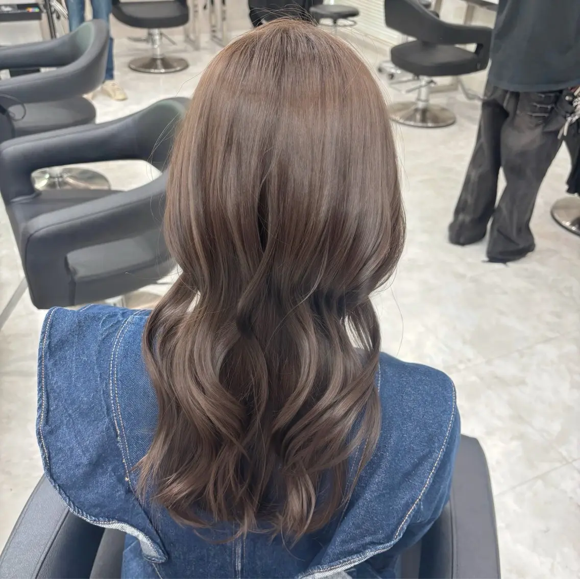 ミディアム ヘアカラー トリートメント ヘアセット 上品🤍韓国レイヤー /透明感🤍FUGAのヘアスタイル