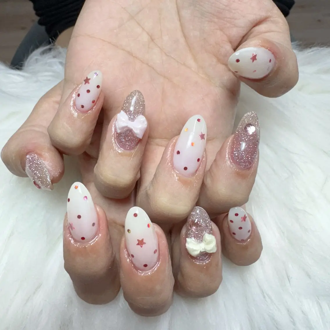 ネイル ハンドネイル 🎀nana🫧 ワンホンネイル🎀のネイルデザイン